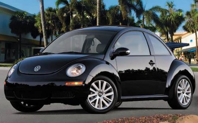 11255_2009_Volkswagen_New_Beetle